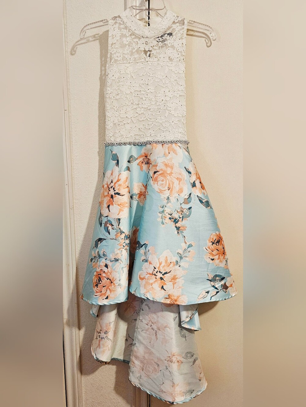 Sleeveless White Lace & Blue Floral High-Low Dress
